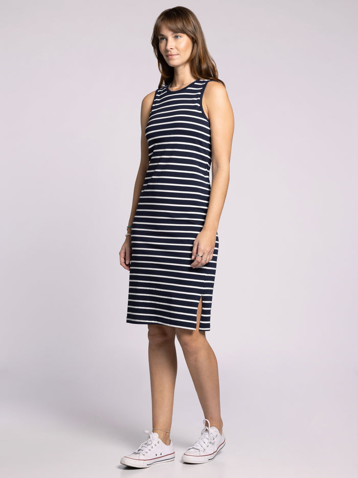 #color_navy-white