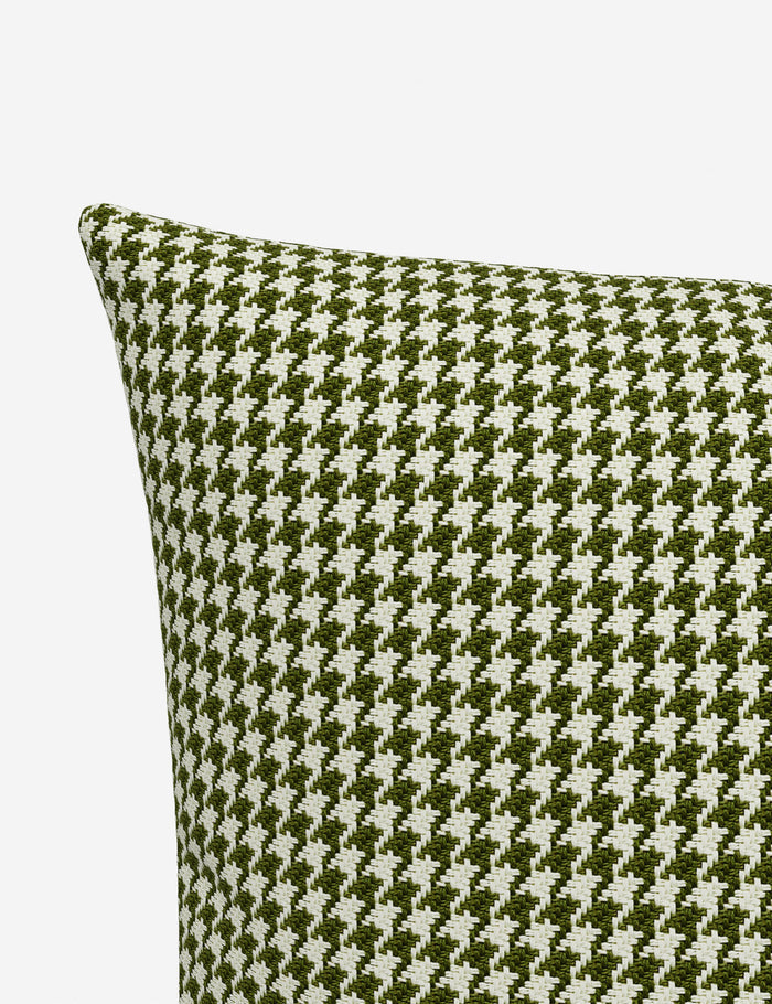 #color::avocado #size::22--x-15- #insert::polyester #insert::down