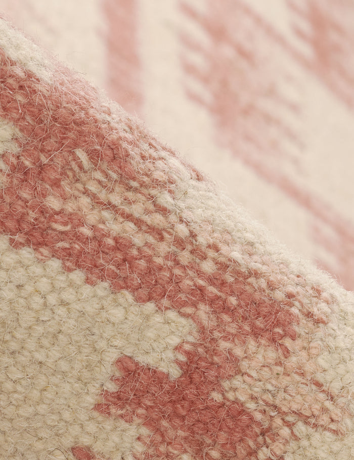 #color::blush #size::2-6--x-8--runner #size::5--x-8- #size::8--x-10- #size::9--x-12-