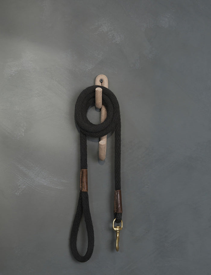 #color::speckled | Cream speckled Leggy Long Wall Hook by SIN Ceramics with a leash hanging on it