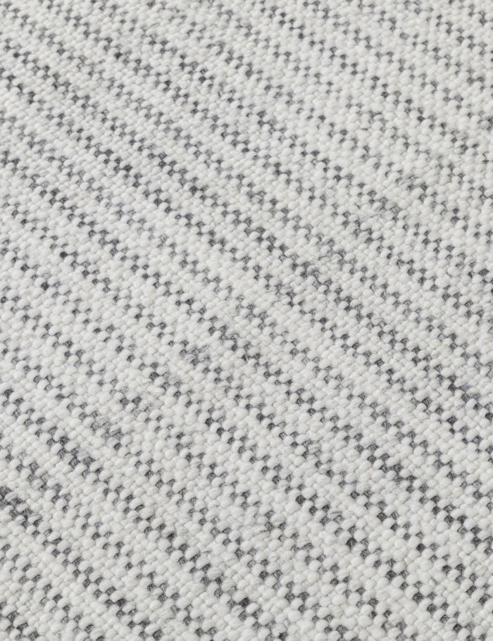 #color::gray #size::2--x-3- #size::2-3--x-8--runner #size::3--x-5- #size::5--x-7-6- #size::7-6--x-9-6-