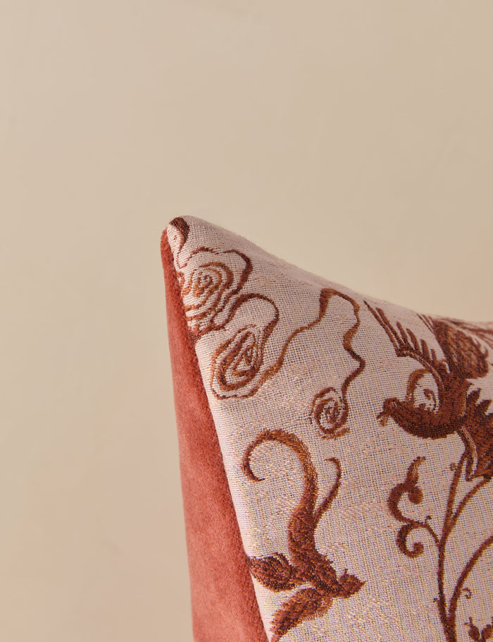 #color::henna #style::square #style::lumbar