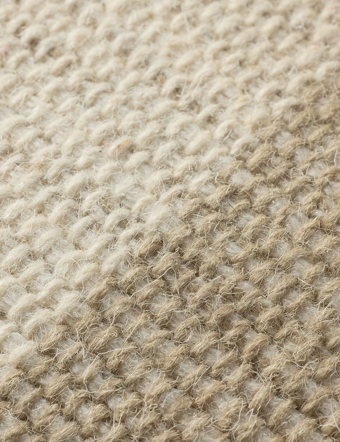 #color::ivory #size::16--x-26- #insert::down #insert::polyester