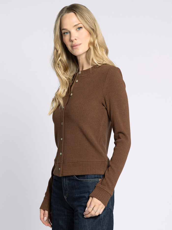 #color_brown