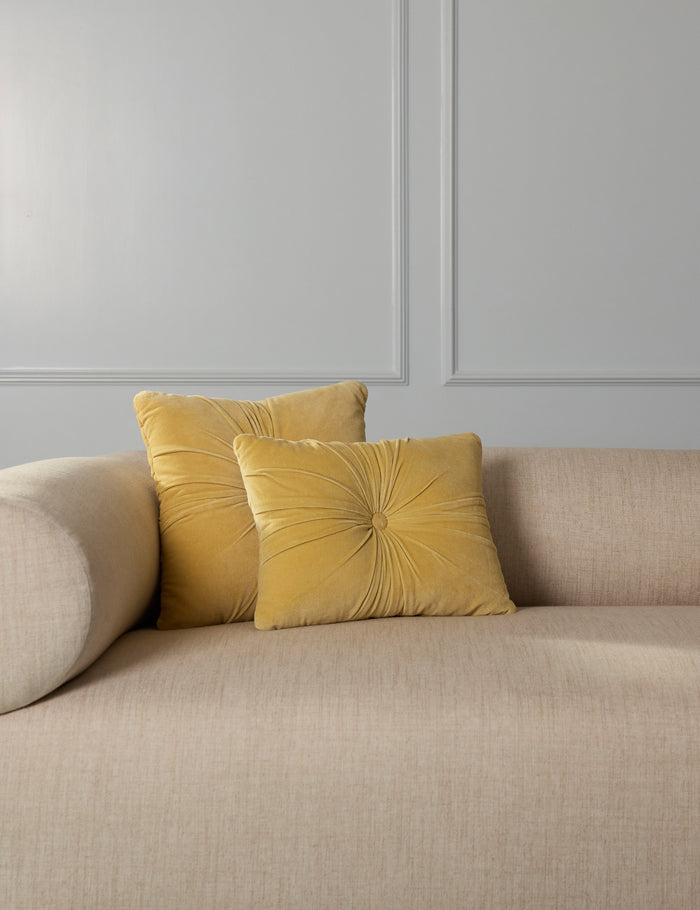 #color::buttercream #style::lumbar