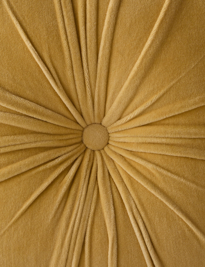 #color::buttercream #style::lumbar