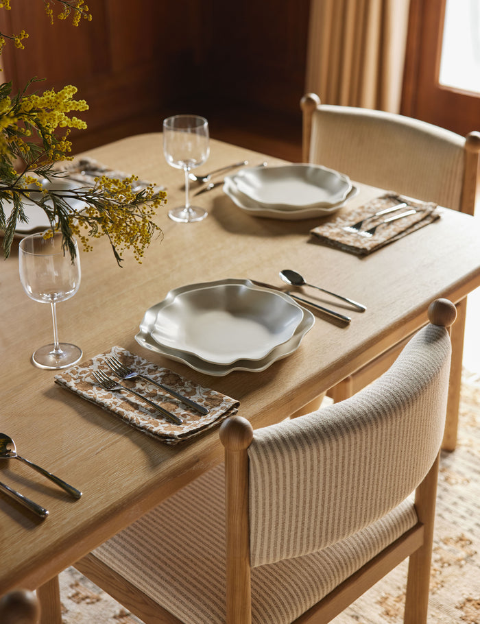 #color::ivory #style::16-piece-set #style::4-piece-set #style::dinner-plates--set-of-4 #style::salad-plates--set-of-4