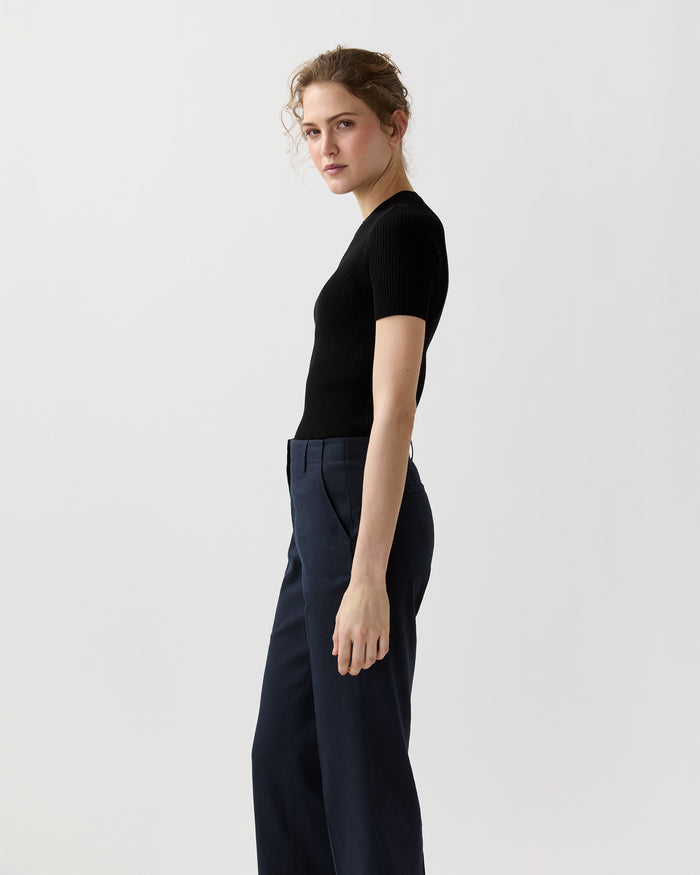 Nia Tee in Black Cotton
