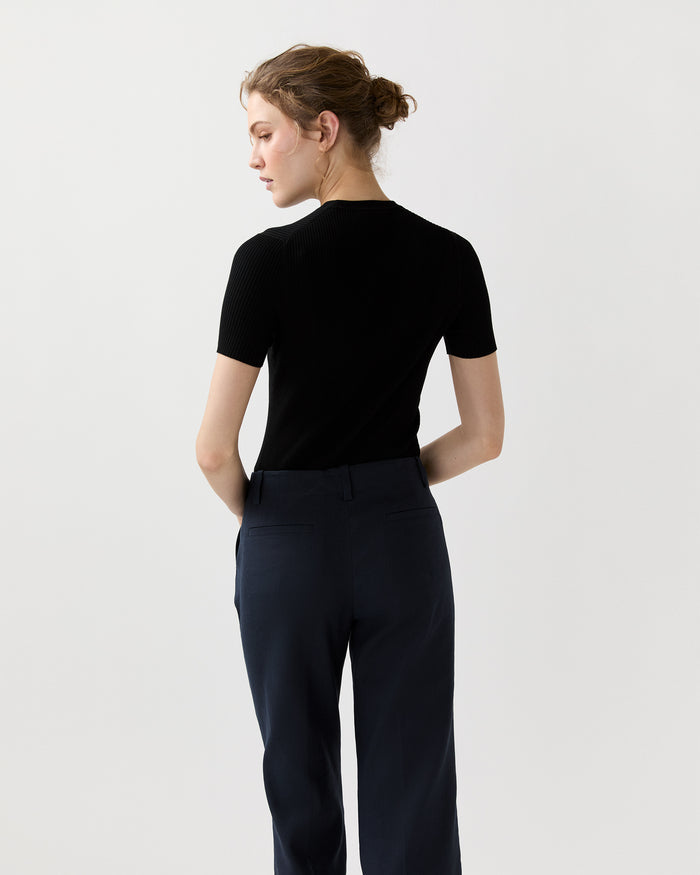 Nia Tee in Black Cotton