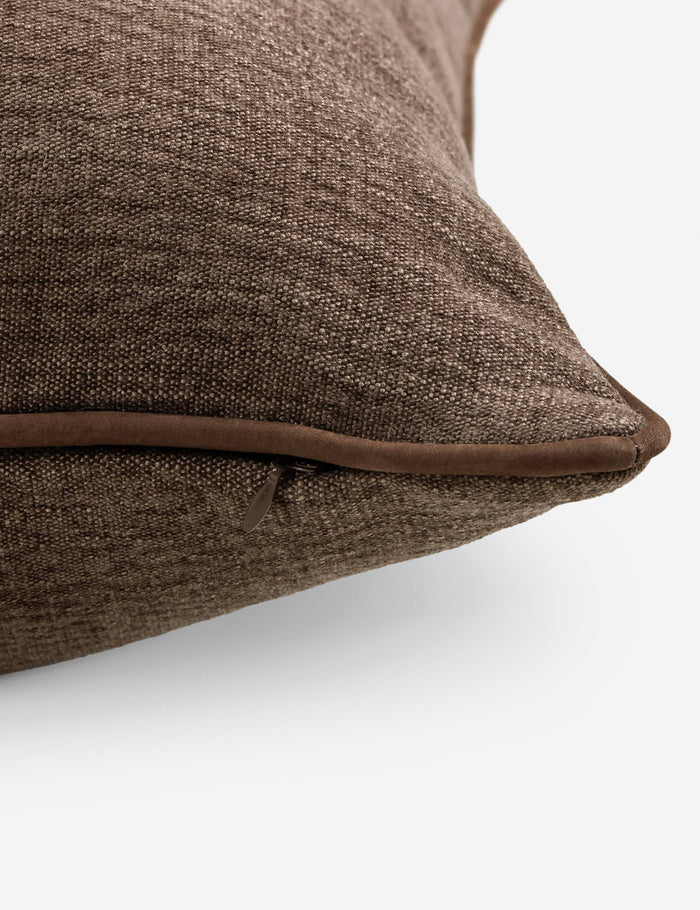 #color::cafe #style::lumbar #style::square