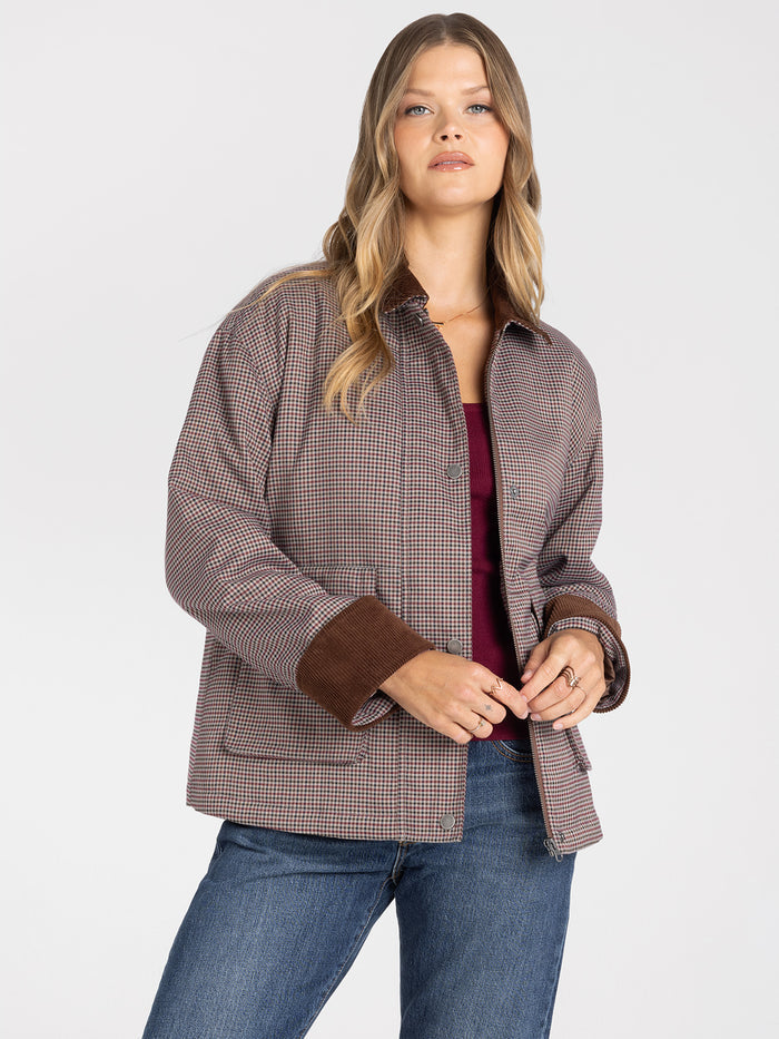 #color_grey-red-plaid