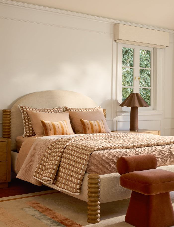 #color::marigold-and-blush #style::lumbar