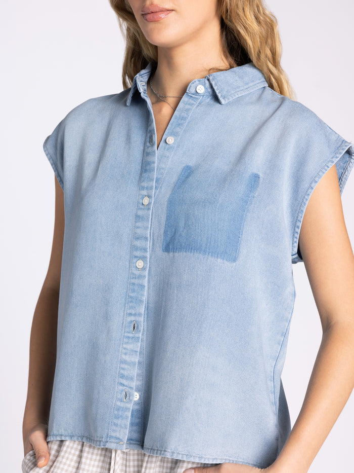 #color_light-denim-wash