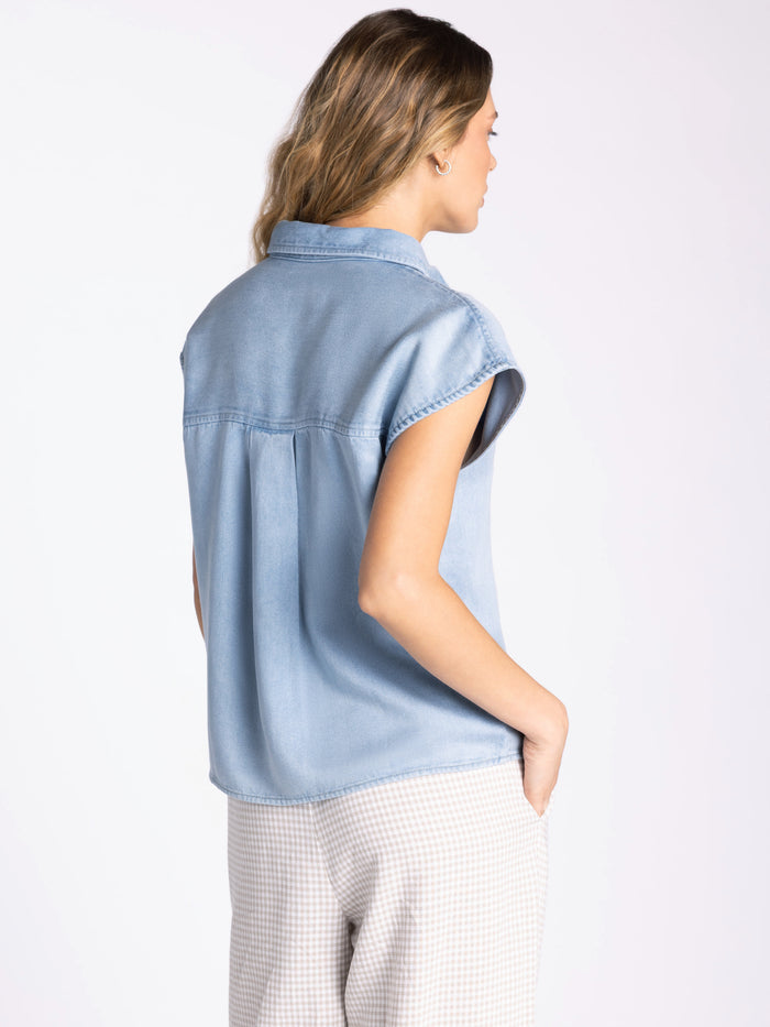 #color_light-denim-wash