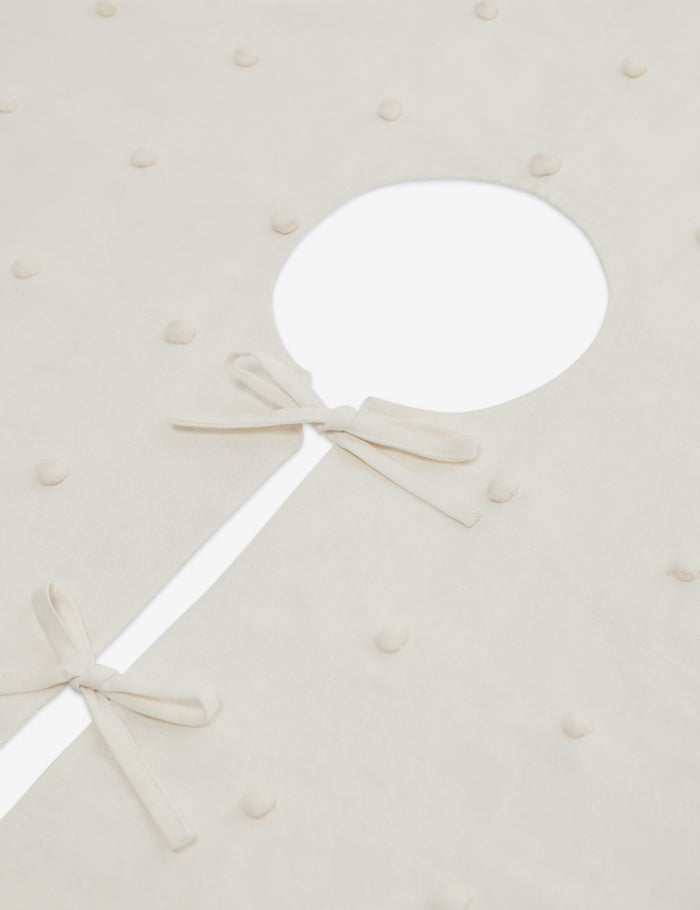 #color::ivory