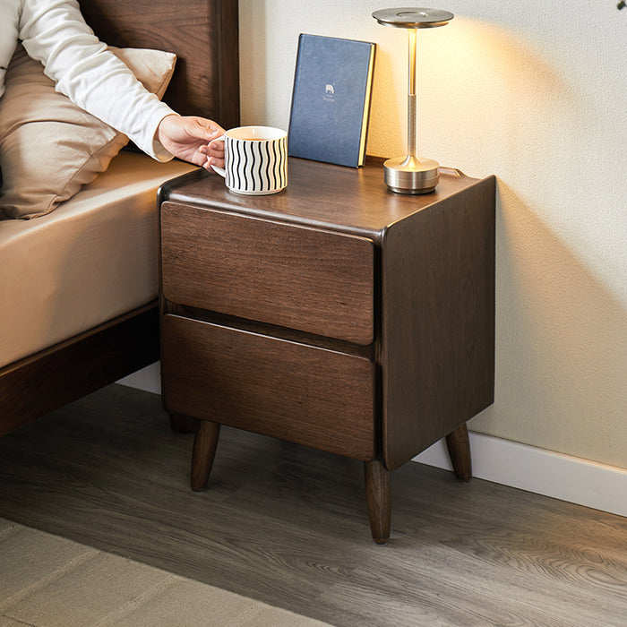 Remington 42cm Catalpa Wood Side Table/Bedside Table For Bedroom Walnut Color