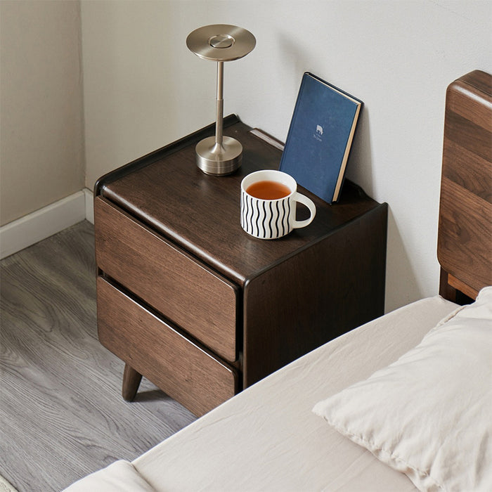 Remington 42cm Catalpa Wood Side Table/Bedside Table For Bedroom Walnut Color
