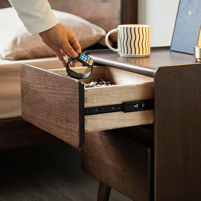 Remington 42cm Catalpa Wood Side Table/Bedside Table For Bedroom Walnut Color