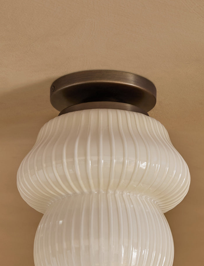#color::antique-bronze