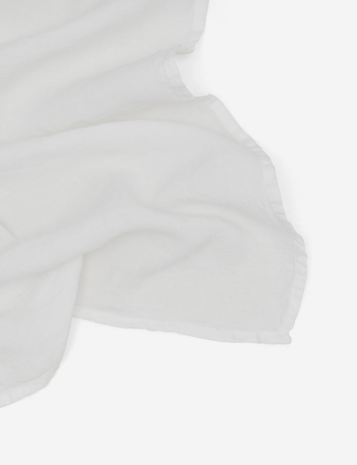 #color:white