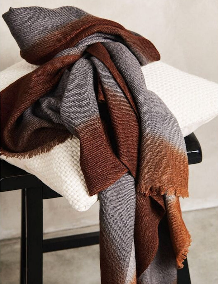 #color::taupe
