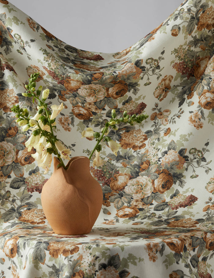 #color::vintage-botanica