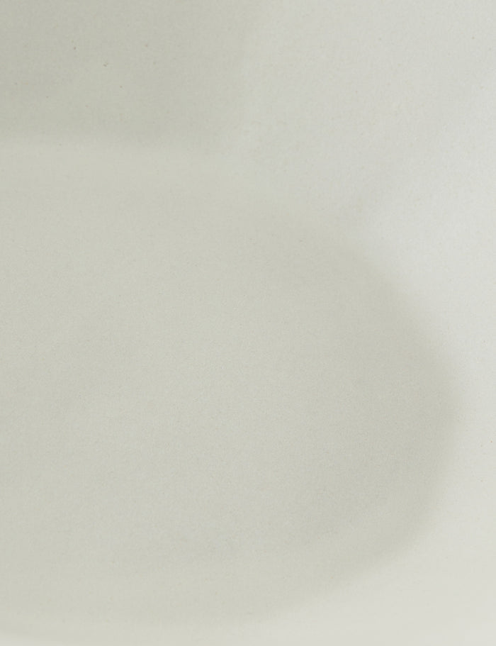 #color::ivory