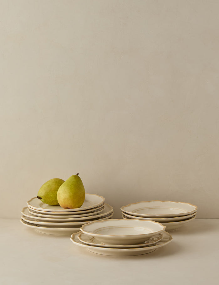 Colette in Beige / 12-Piece Set With Pasta Bowl