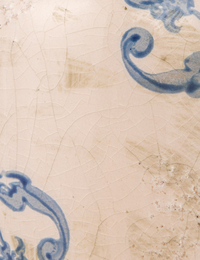 #color::blue-+-white