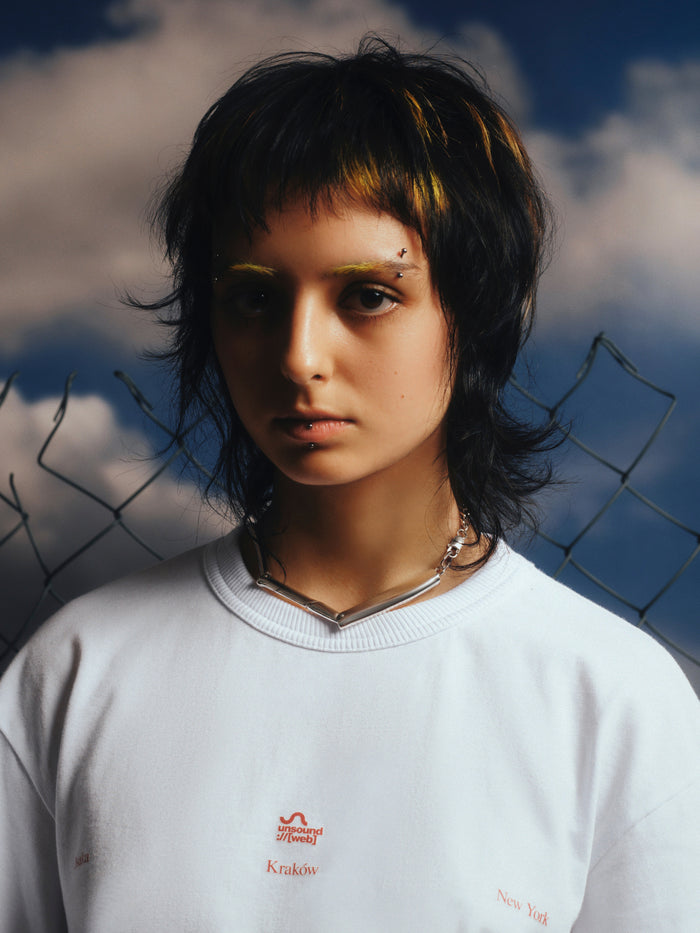 T-shirt web white