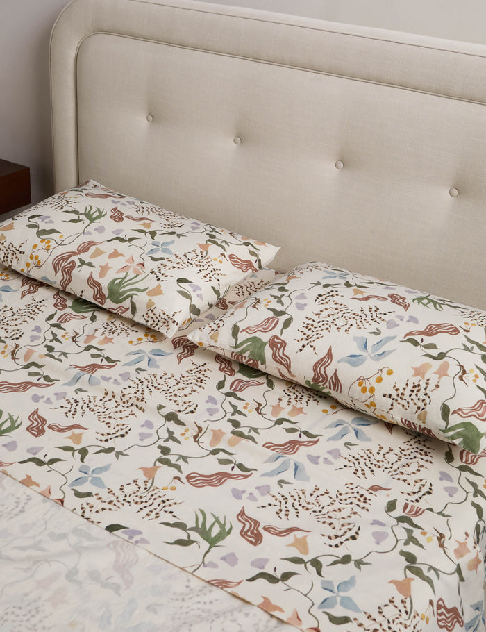 #color::ivory #size::standard