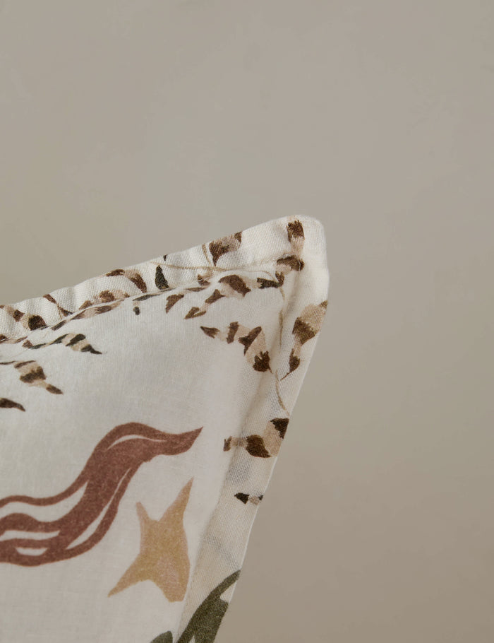 #color::ivory #size::euro