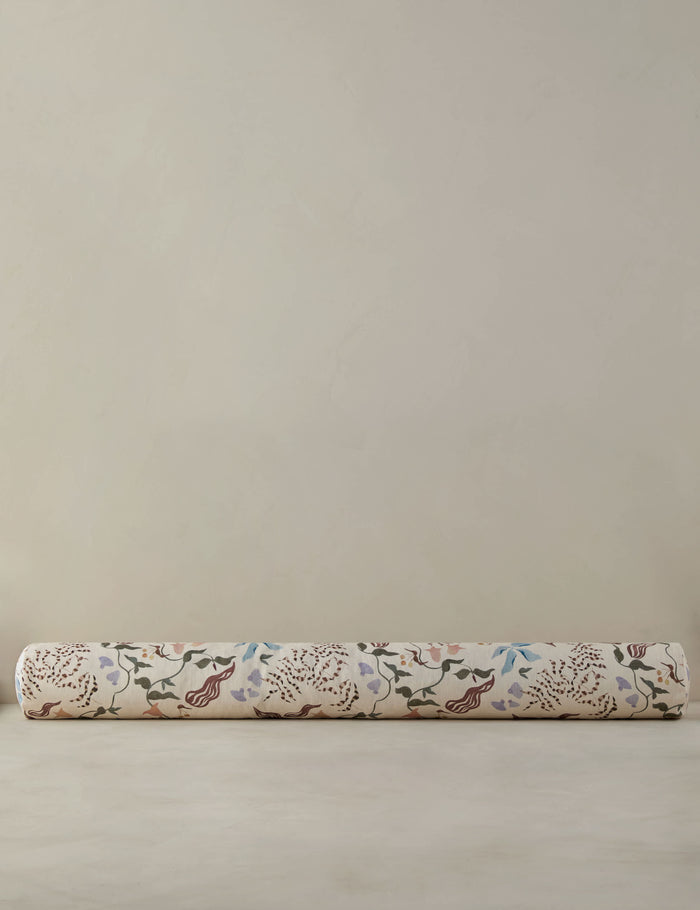 #color::ivory #style::long-bolster
