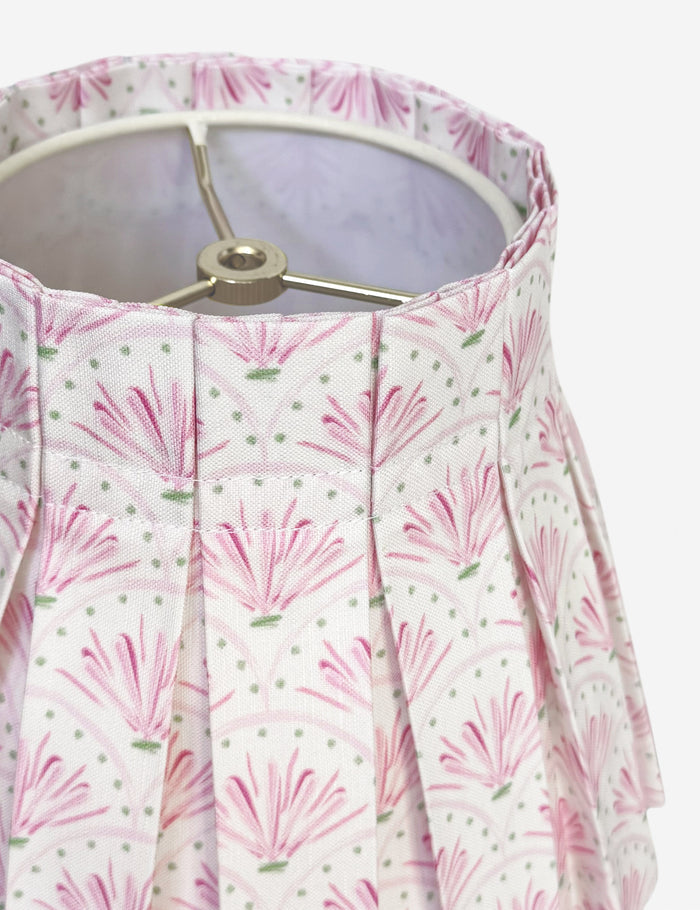 #color::pink #size::small #size::large