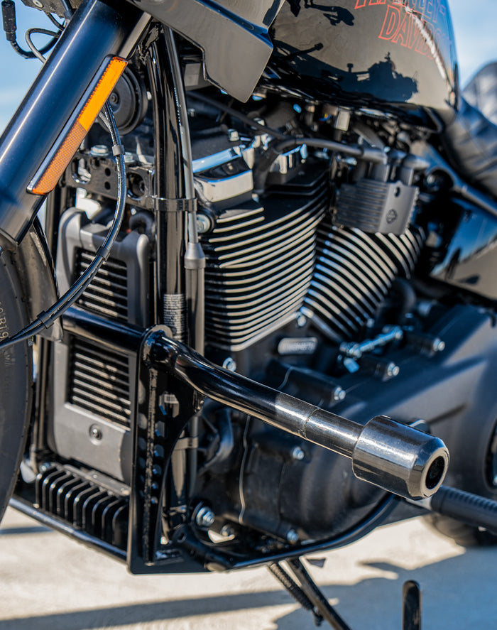 Viking Dominion Crash Bar/ Engine Guard for Harley Softail Super Glide FXD Gloss Black Vertical Lifestyle