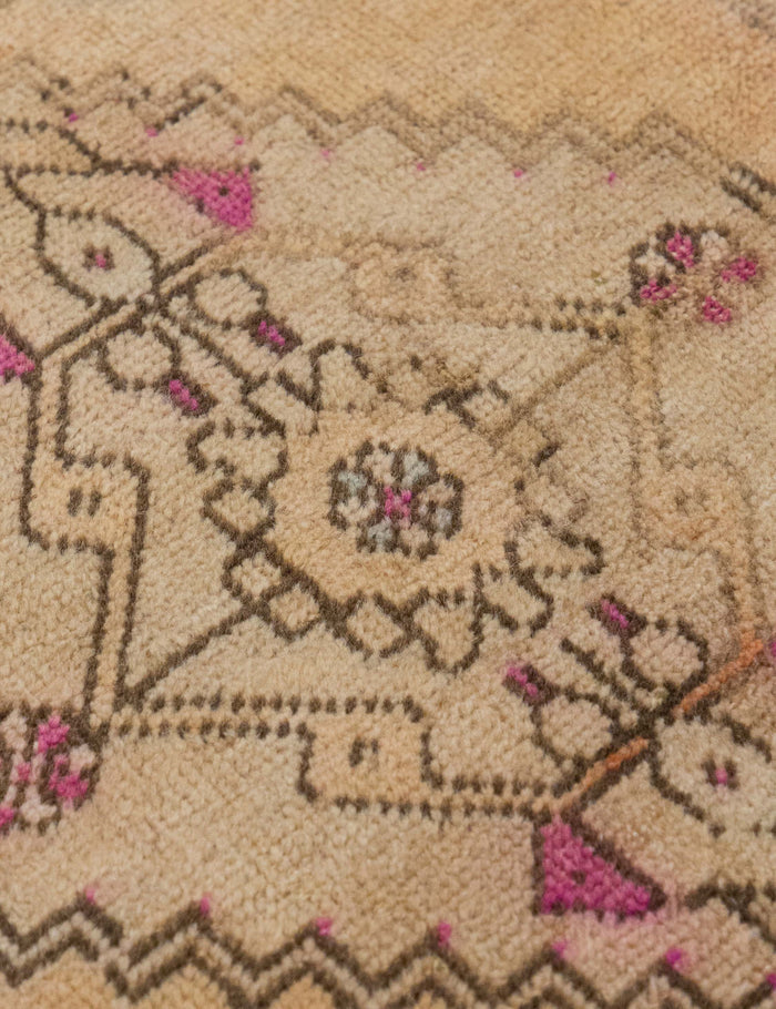 Vintage Turkish Hand-Knotted Wool Mini Rug No. 317, 1'6" x 3'4"