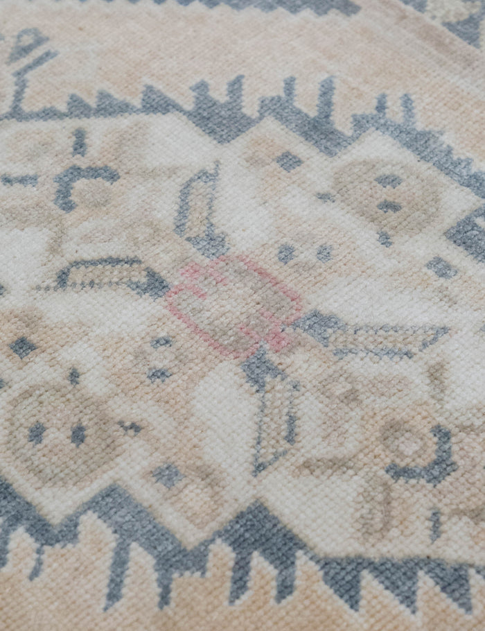 Vintage Turkish Hand-Knotted Wool Mini Rug No. 317, 1'9" x 3'4"