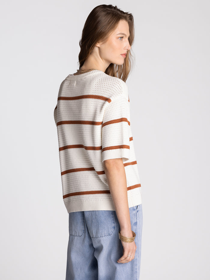 #color_white-brown