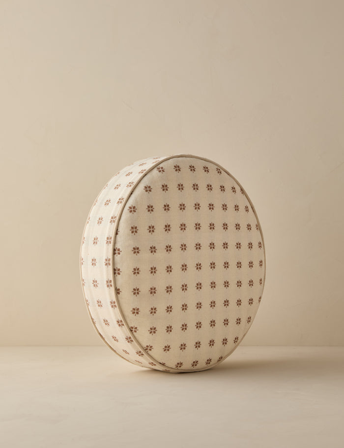 #color::ivory #style::round
