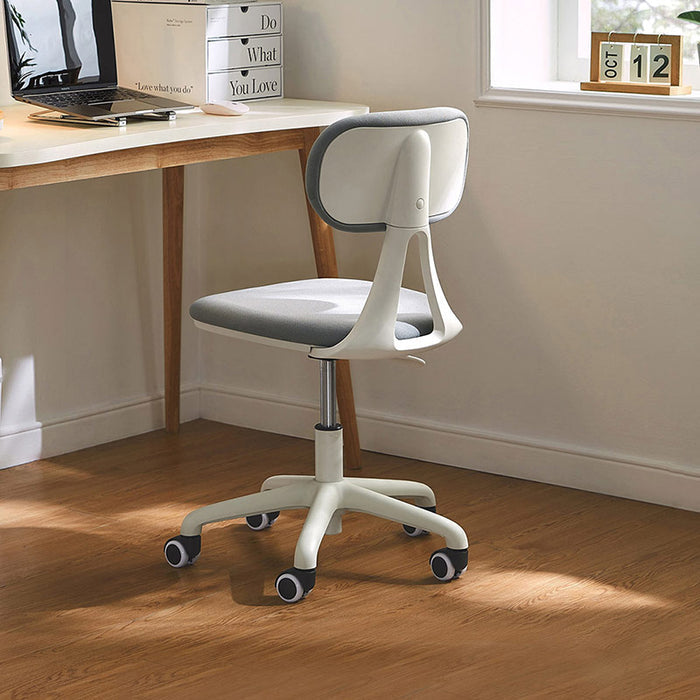 Willem Adjustable Height Office Chair with PU Caster Wheels For Study Room