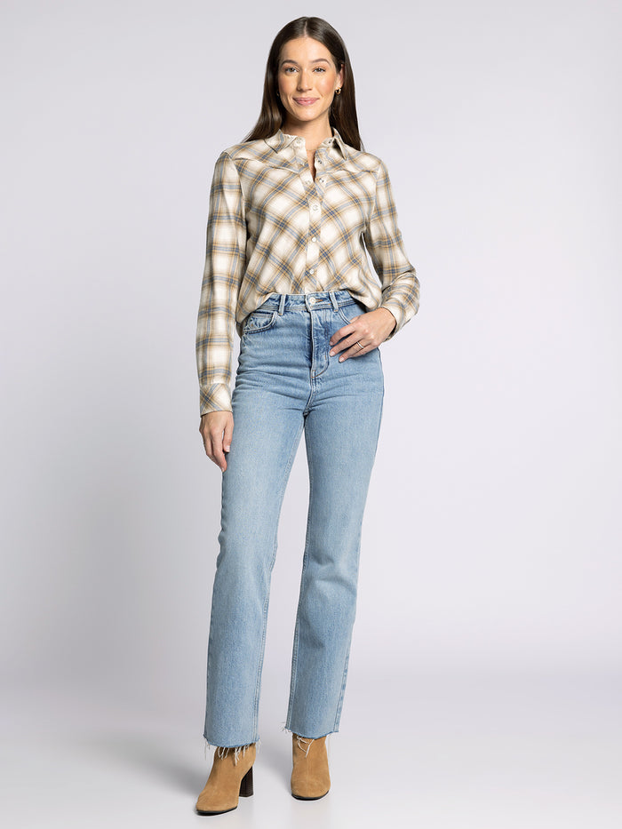 #color_cream-blue-plaid