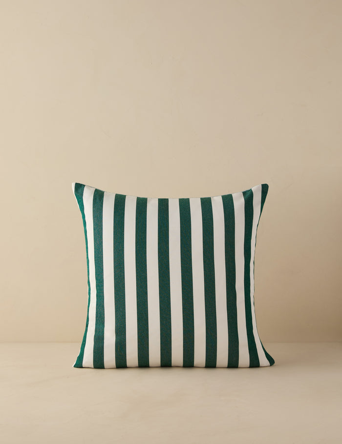 #style::square #color::white-and-green
