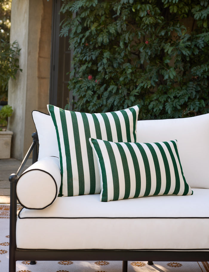 #style::square #style::lumbar #color::white-and-green