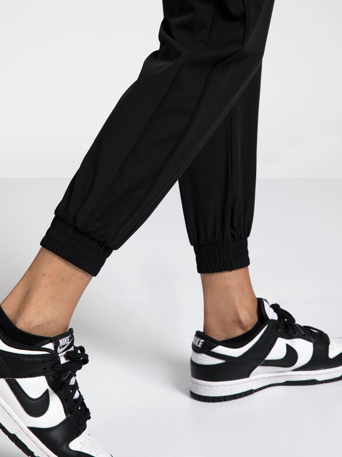 ZUZANA JOGGER